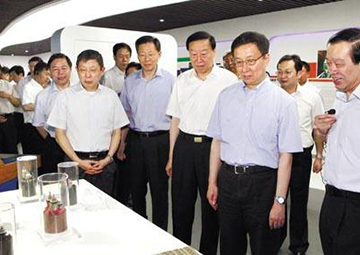 国度副主席，原中央政治局常委， 时任上海市委书记韩正调查万象城AWC科技